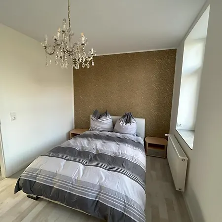 アパート Zentrum - Gemeinschaftshaus & Garten ヘルムシュテット