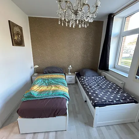 Zentrum - Gemeinschaftshaus & Garten * ヘルムシュテット