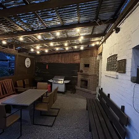 Zentrum - Gemeinschaftshaus & Garten アパート *