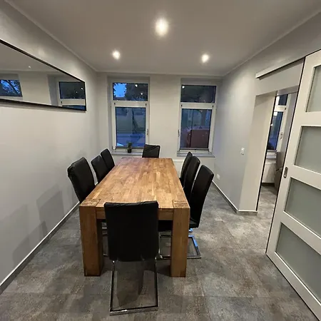 Zentrum - Gemeinschaftshaus & Garten