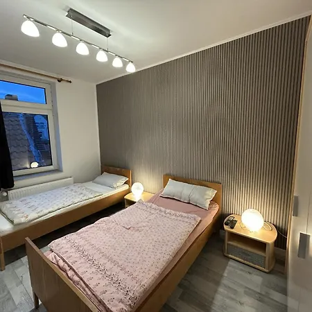 Zentrum - Gemeinschaftshaus & Garten * ヘルムシュテット