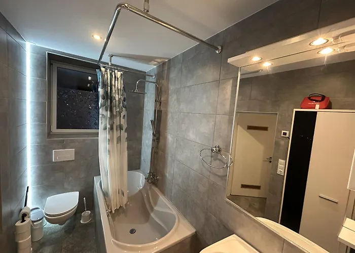 Appartement Zentrum - Gemeinschaftshaus & Garten