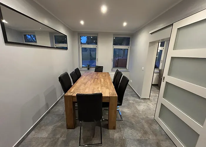 Zentrum - Gemeinschaftshaus & Garten