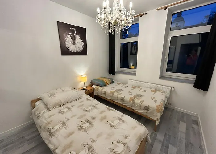 Zentrum - Gemeinschaftshaus & Garten